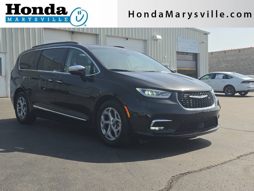Used 2023 Chrysler Pacifica Limited