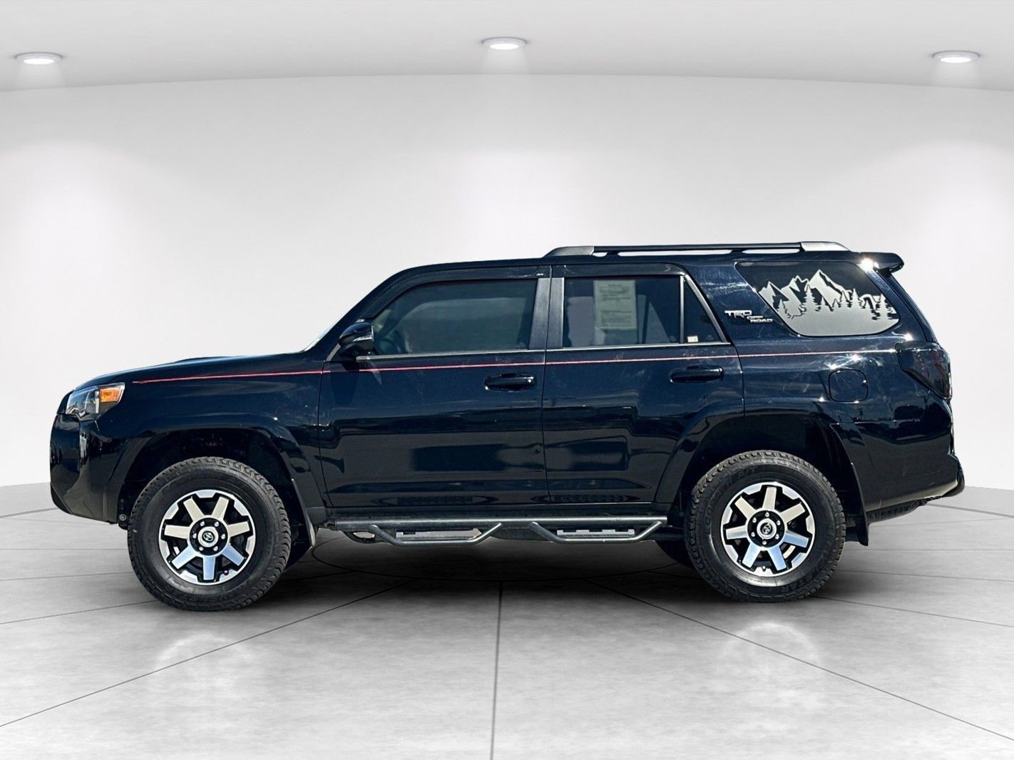 Used 2024 Toyota 4Runner TRD Off-Road Premium w/ Off Road Premium Plus Package AWD/4WD image 3