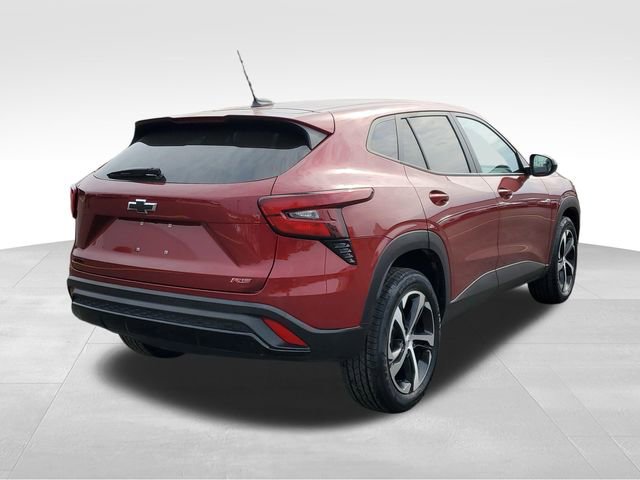 Certified 2024 Chevrolet Trax RS w/ Driver Confidence Package image 5