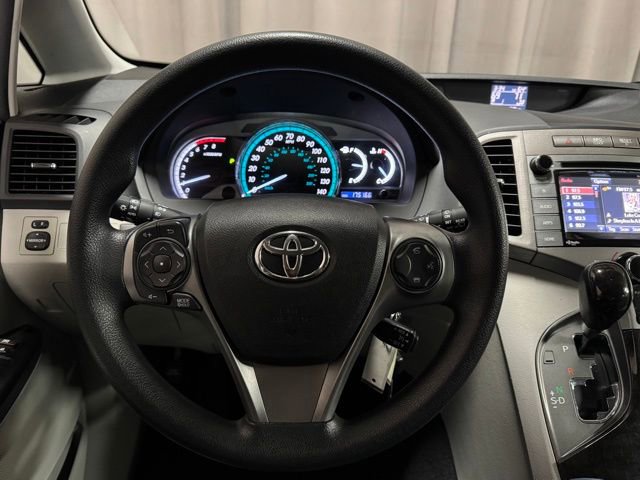 Used 2015 Toyota Venza LE AWD/4WD image 14