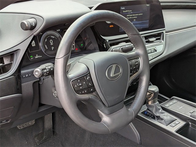 Used 2022 Lexus ES 300h w/ Premium Package image 14