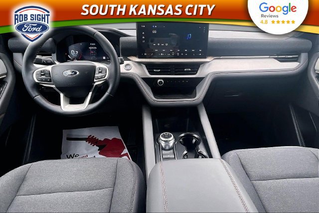 New 2026 Ford Explorer Active AWD/4WD image 5