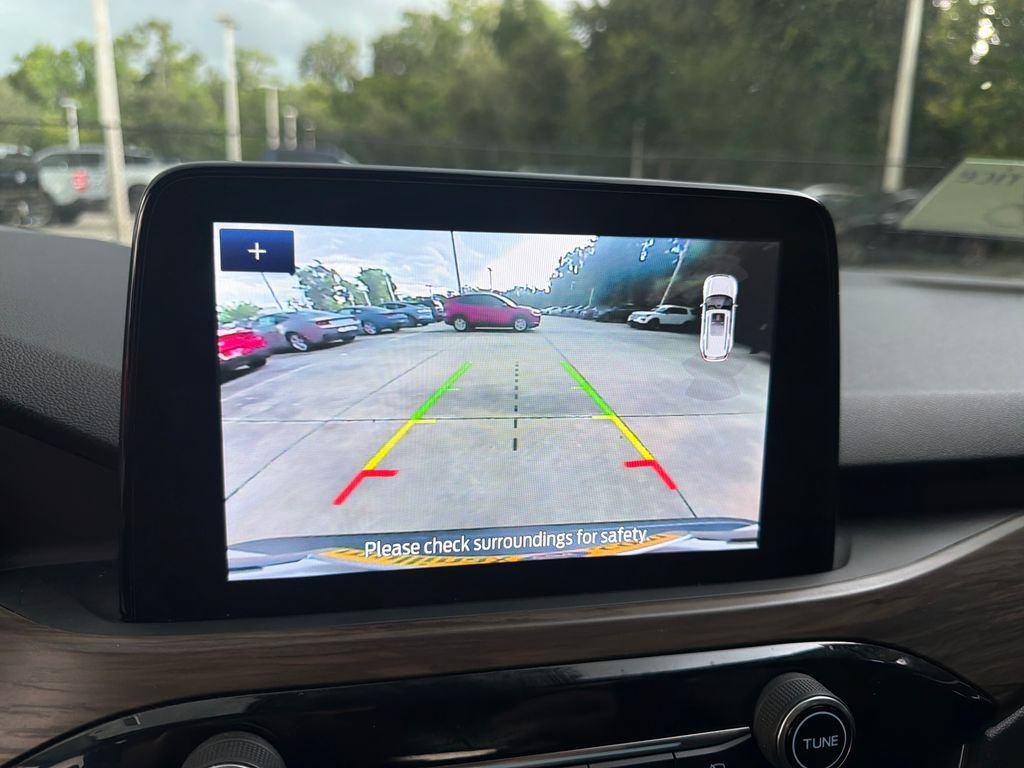 Used 2020 Ford Escape Titanium FWD image 28