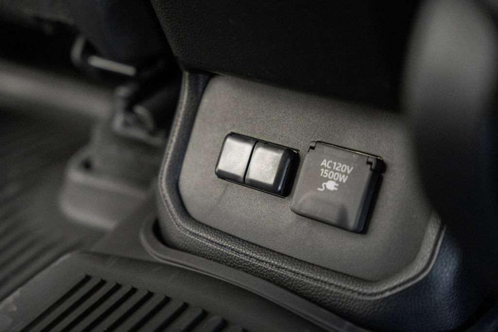 New 2026 Toyota Highlander Platinum image 37