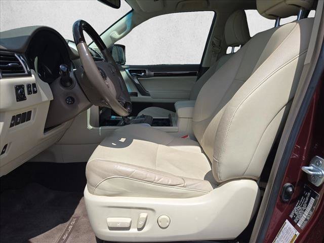 Used 2019 Lexus GX 460 Premium AWD/4WD image 14