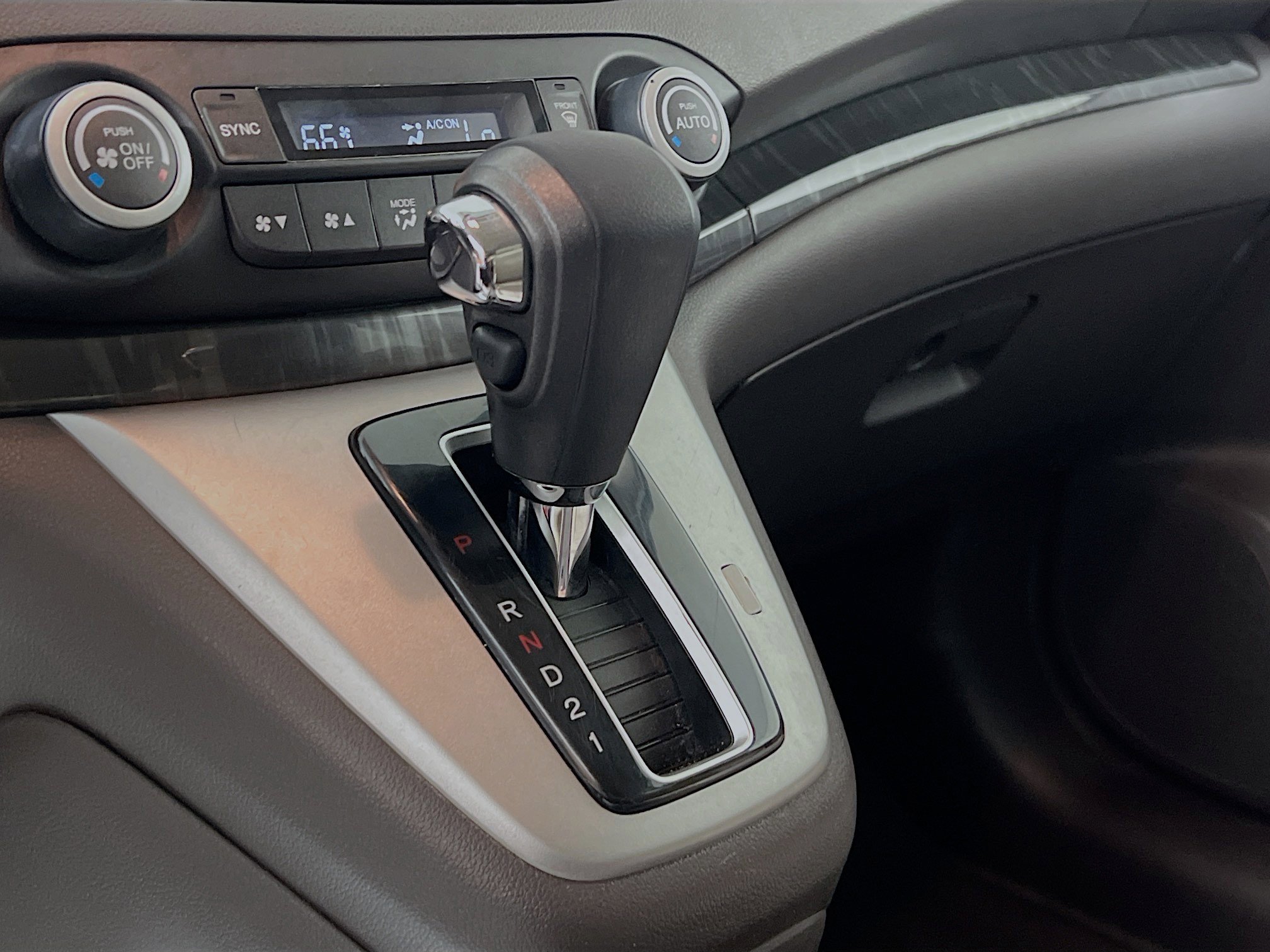 Used 2014 Honda CR-V EX-L image 24