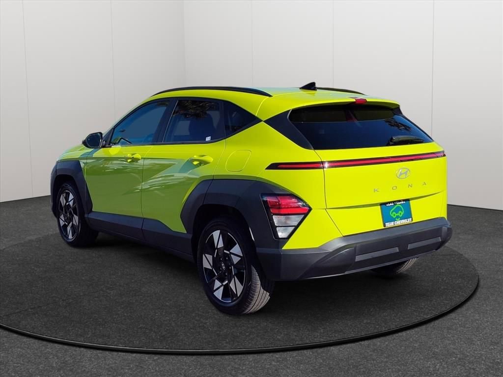 Used 2024 Hyundai Kona SEL image 3