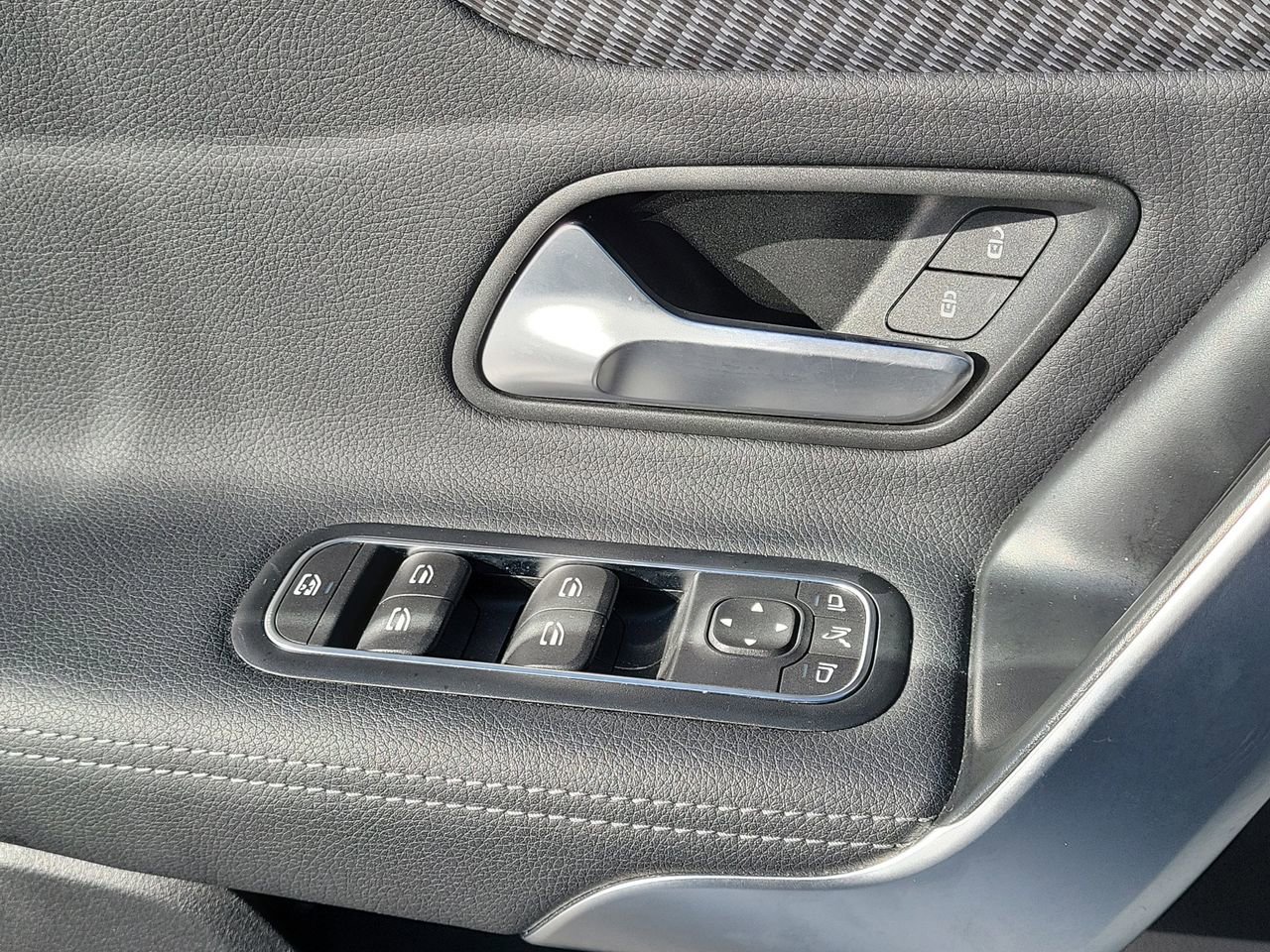 Certified 2025 Mercedes-Benz CLA 250 image 23