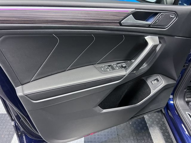 Certified 2022 Volkswagen Tiguan SEL R-Line AWD/4WD image 8