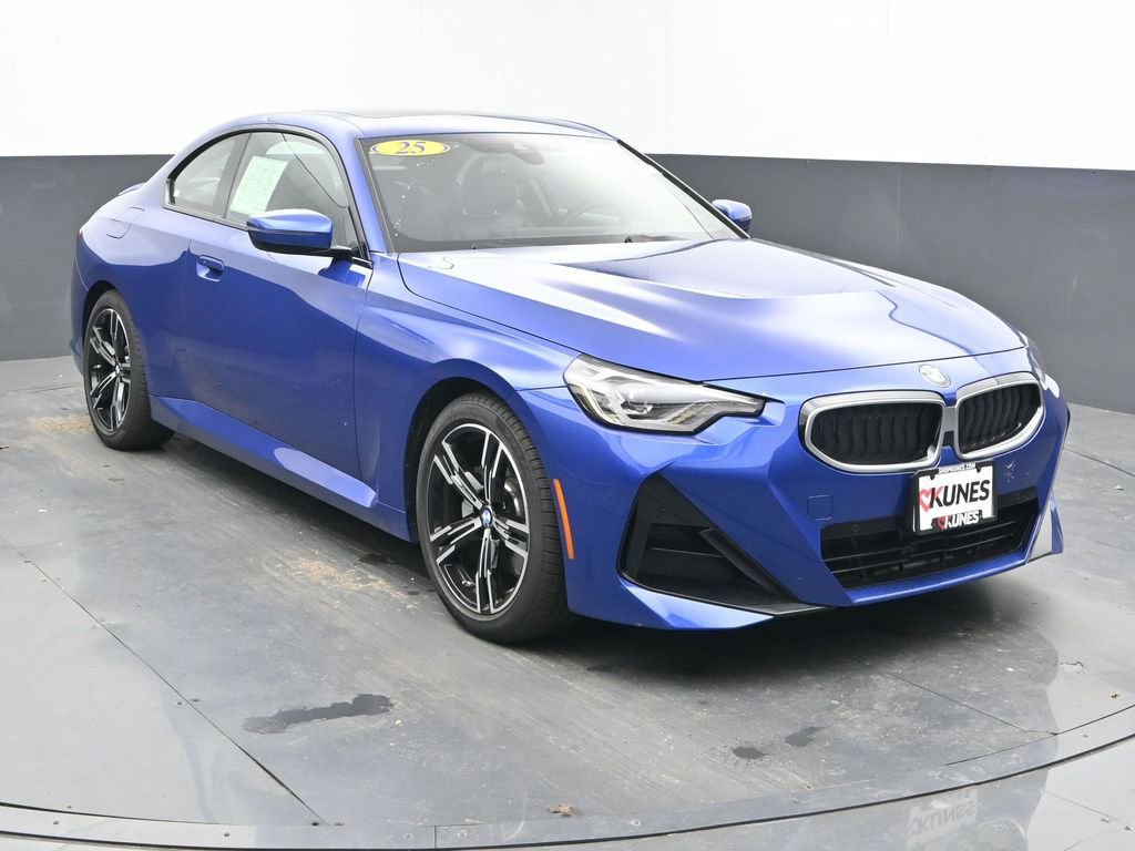 Used 2026 BMW 230i Coupe RWD image 3