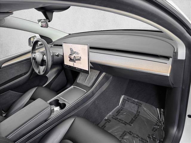 Used 2023 Tesla Model Y Long Range image 24
