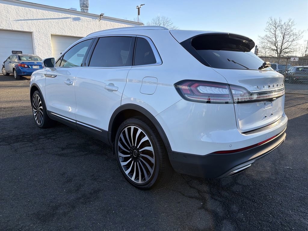 Certified 2022 Lincoln Nautilus Black Label image 3