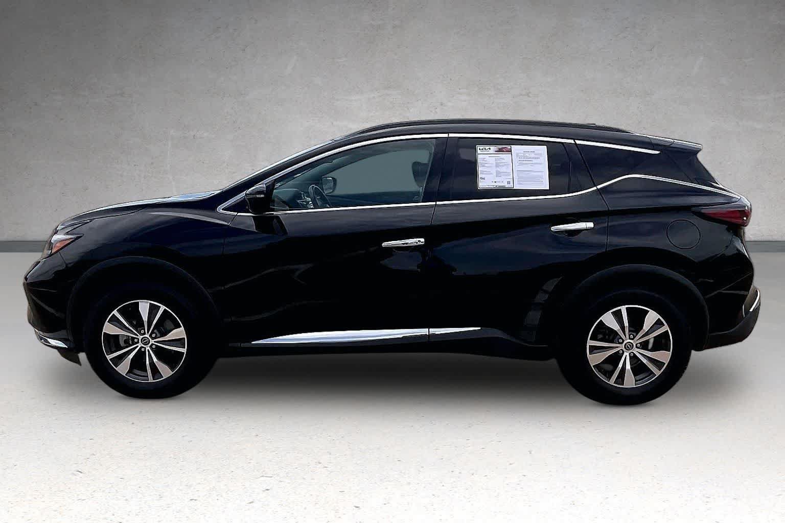 Used 2023 Nissan Murano SV FWD image 3