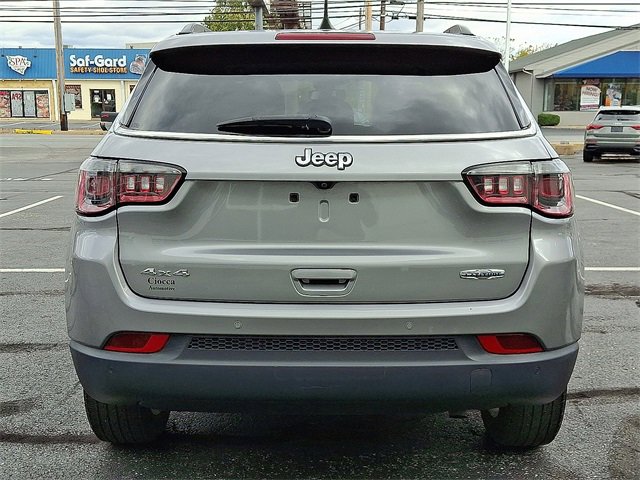 Used 2021 Jeep Compass Latitude w/ Driver Assistance Group image 8
