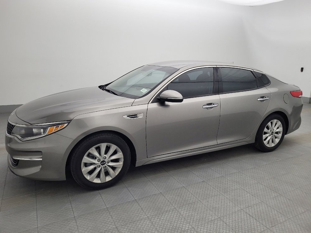 Used 2018 Kia Optima EX image 2