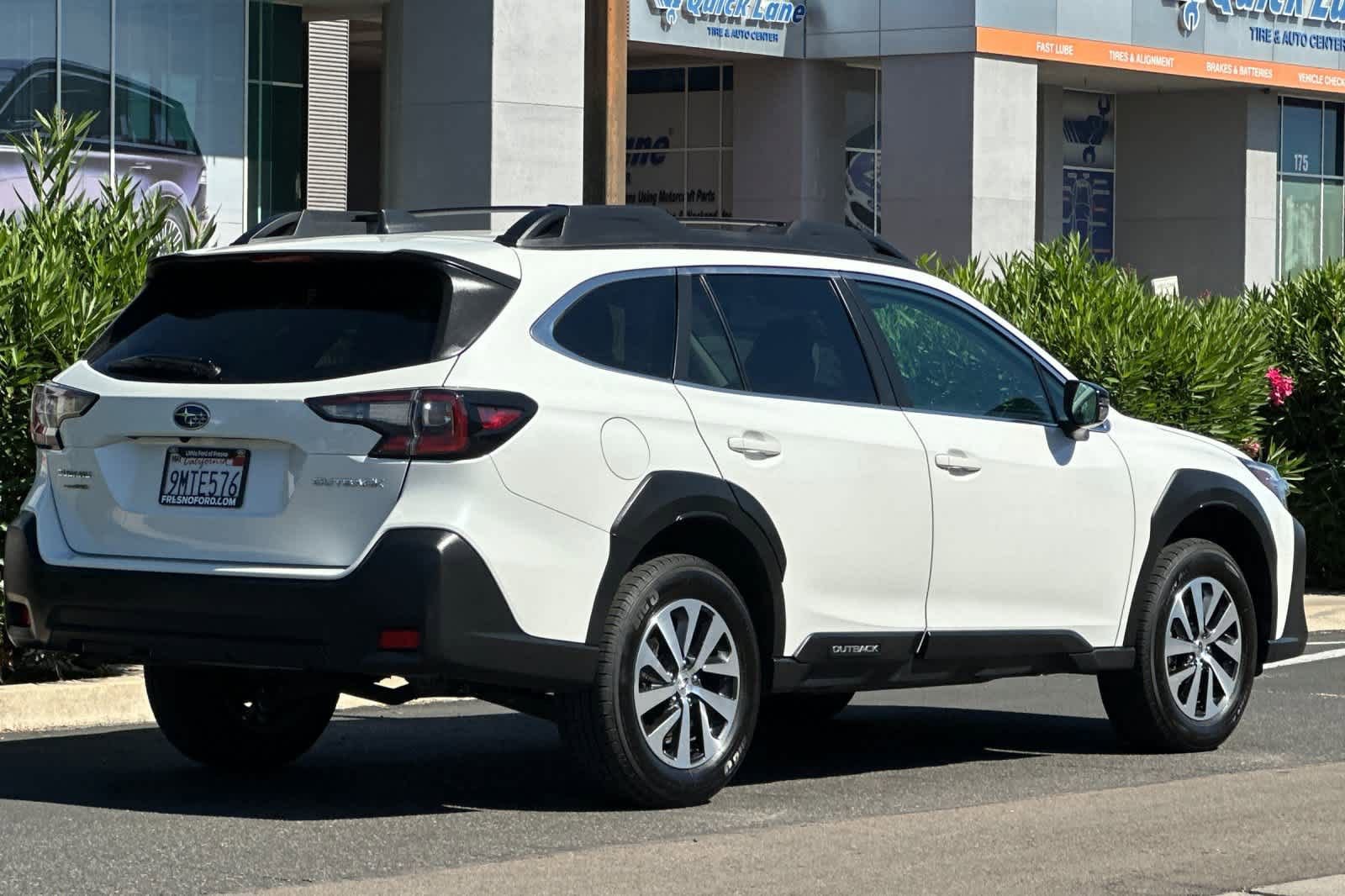 Used 2024 Subaru Outback Premium AWD/4WD video 2