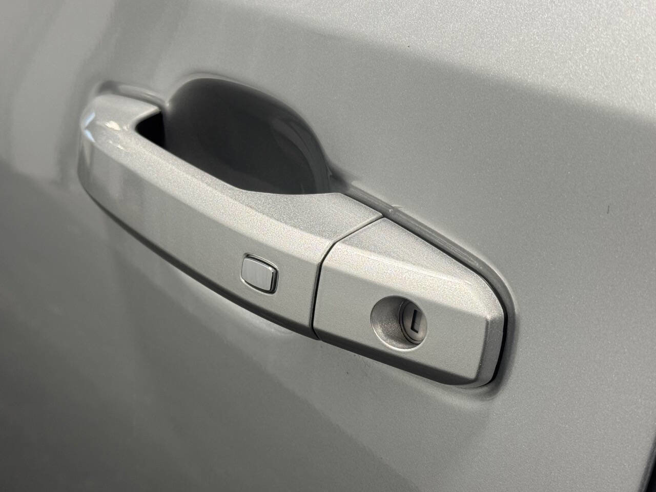 Used 2021 Chevrolet Silverado 1500 LT image 8