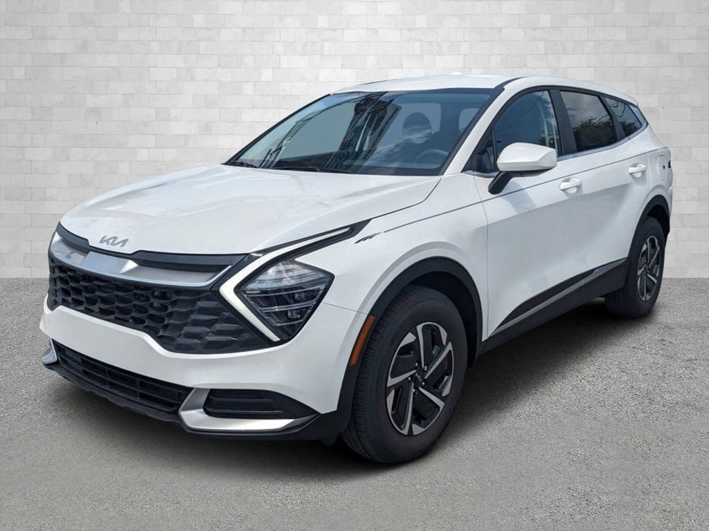 Used 2024 Kia Sportage LX image 7