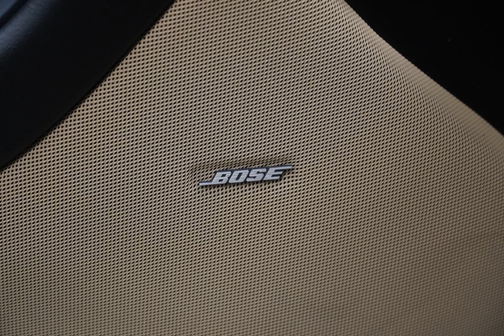 Used 2002 Chevrolet Corvette Coupe w/ Preferred Equipment Group1 RWD image 19
