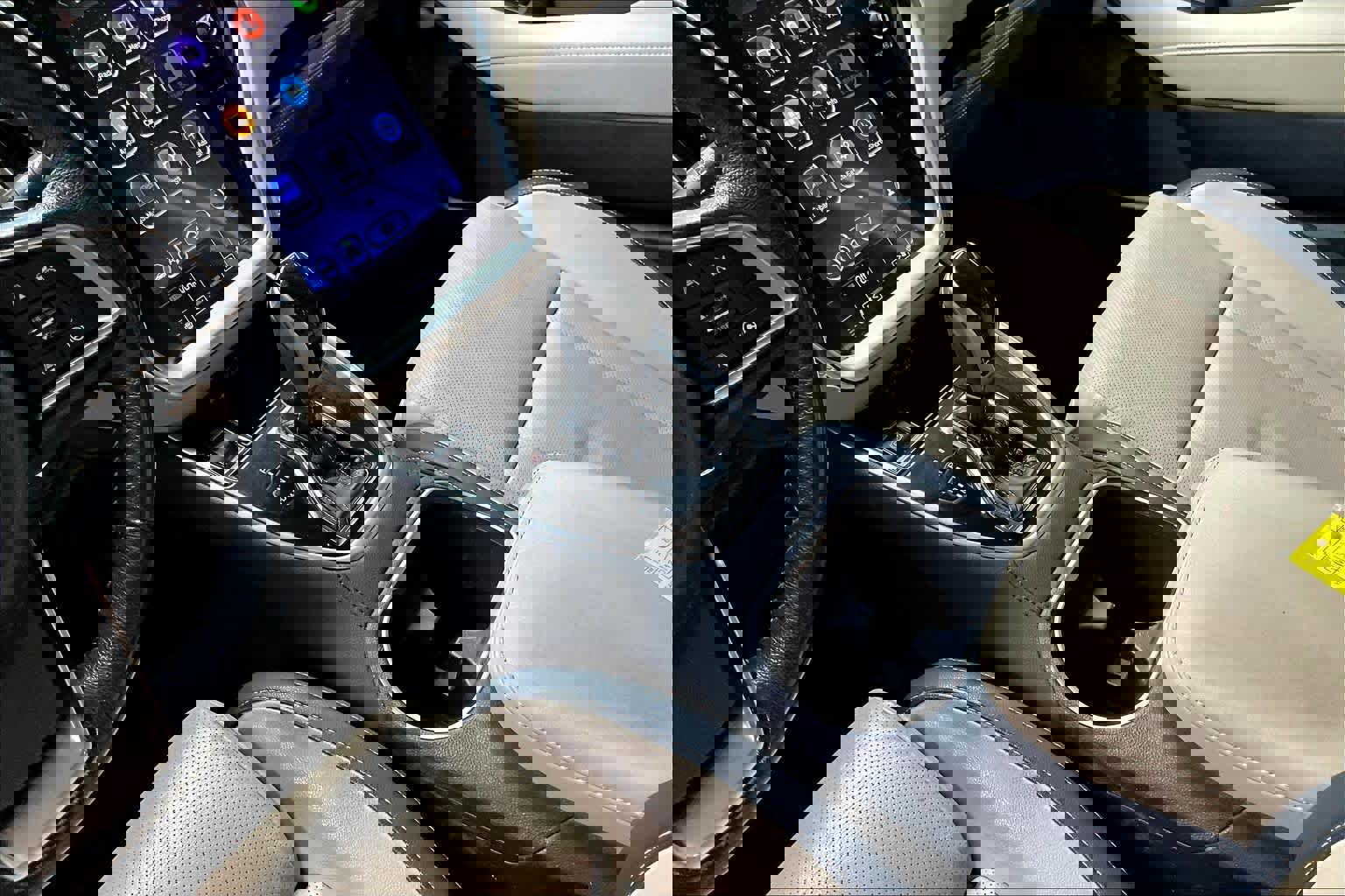 Used 2021 Subaru Outback Limited image 16