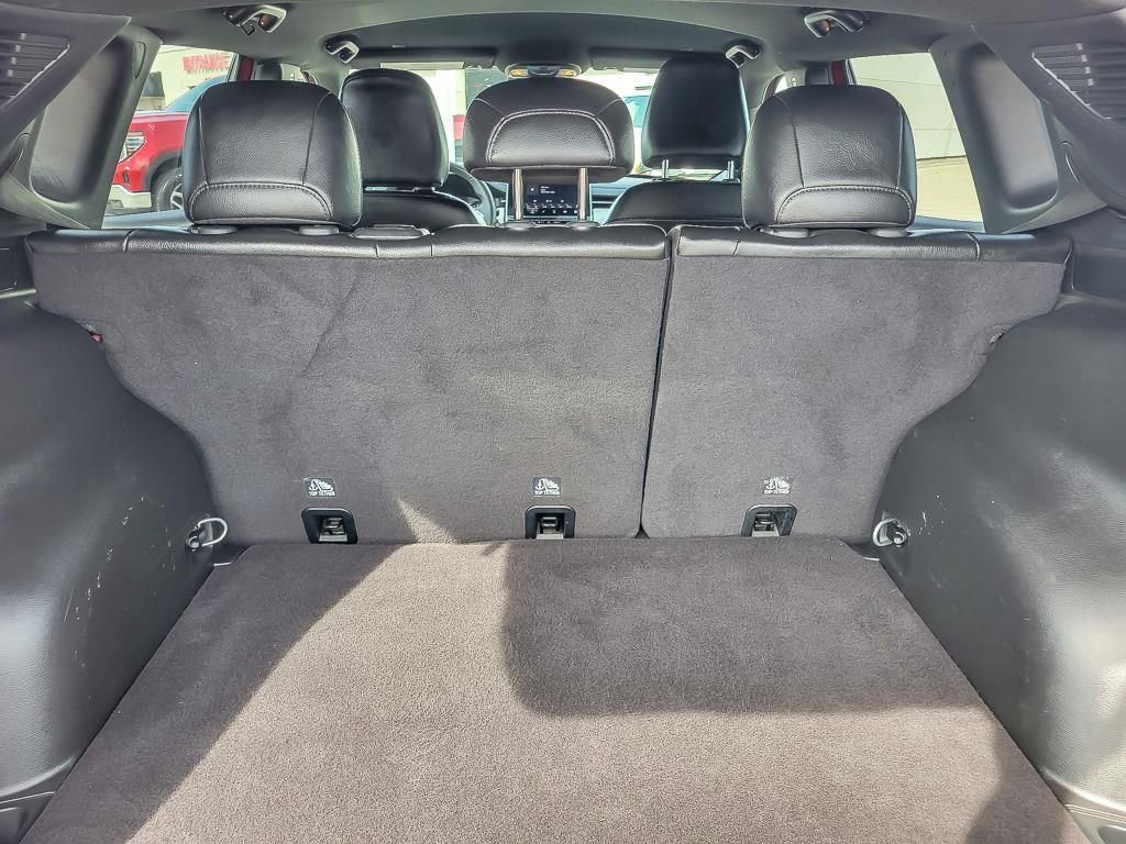 Used 2023 Jeep Compass Limited image 21