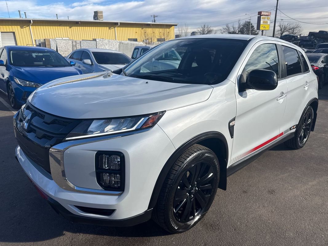 Used 2024 Mitsubishi Outlander Sport SE image 3