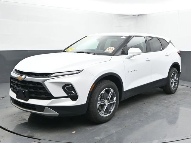 Used 2025 Chevrolet Blazer LT image 6