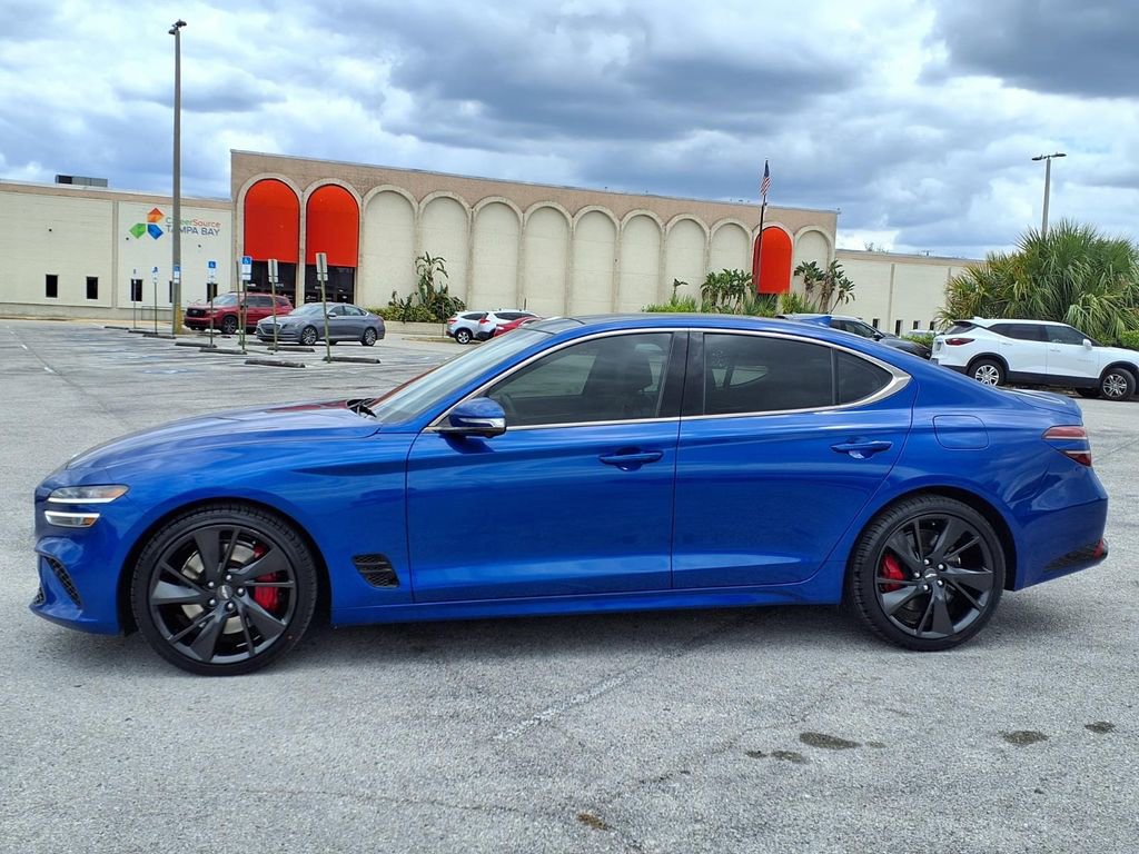 Used 2022 Genesis G70 3.3T RWD image 4