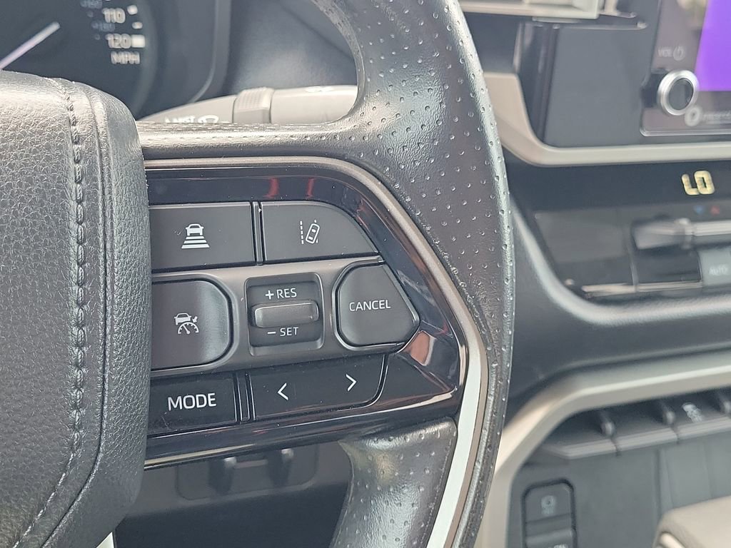 Used 2024 Toyota Tundra SR5 w/ SR5 Convenience Package RWD image 31