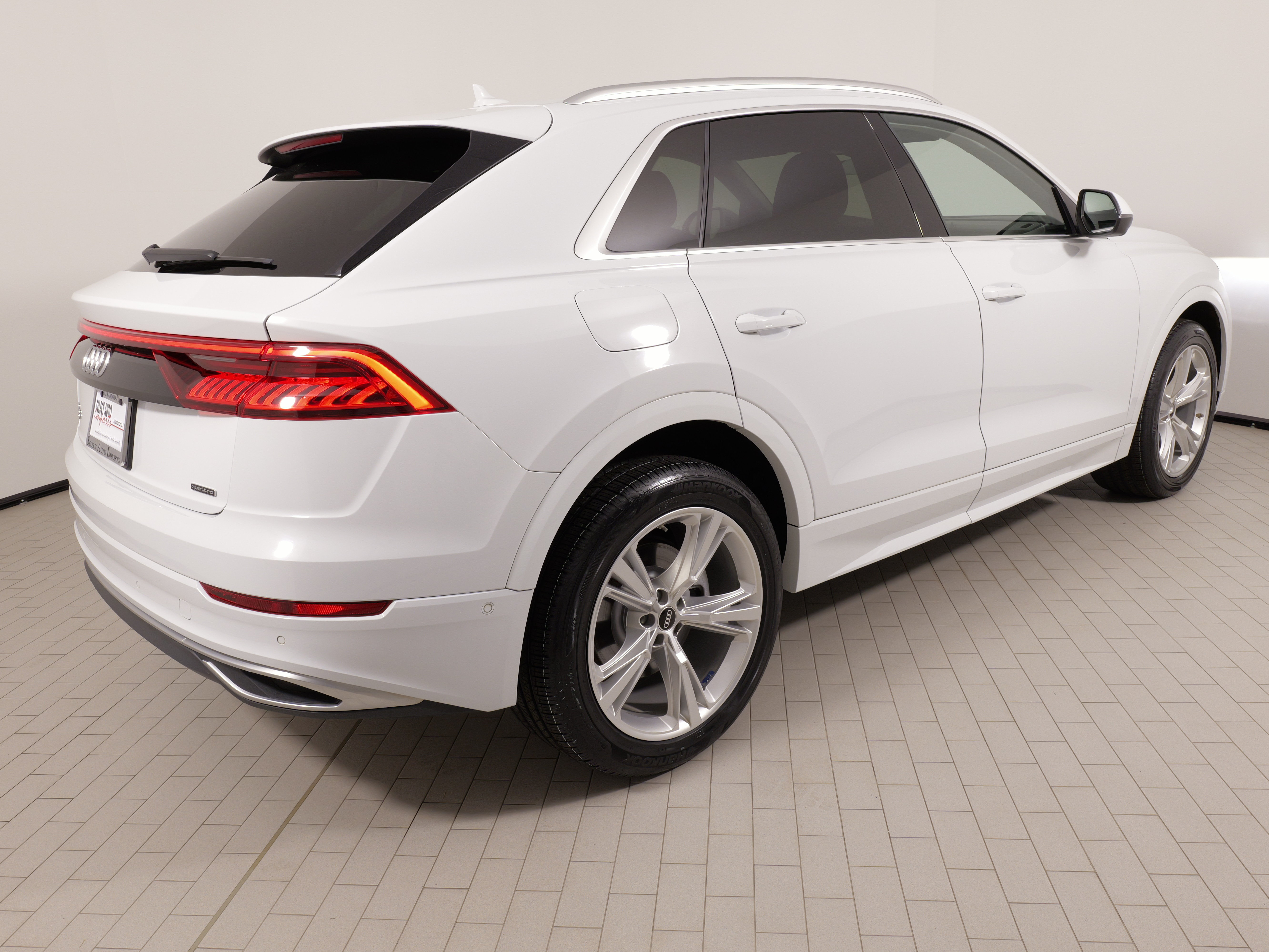 Used 2023 Audi Q8 Premium Plus w/ Premium Plus Package AWD/4WD image 12
