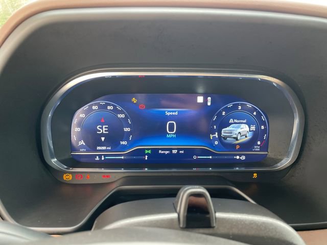 Used 2023 Chevrolet Tahoe High Country w/ Advanced Technology Package image 30