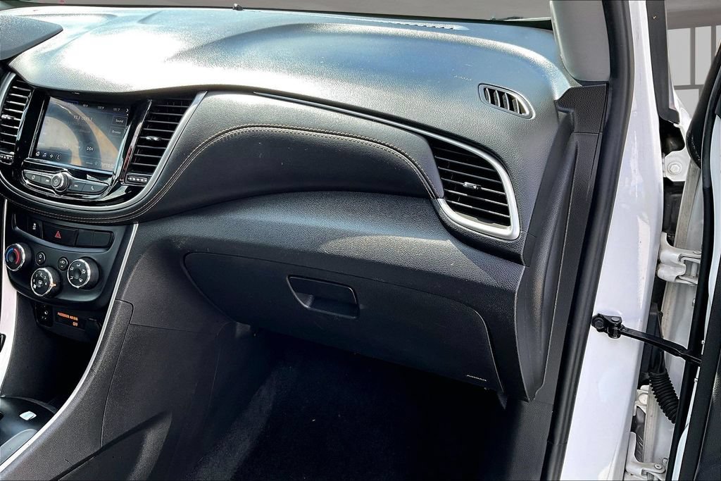 Used 2020 Chevrolet Trax LS FWD image 18