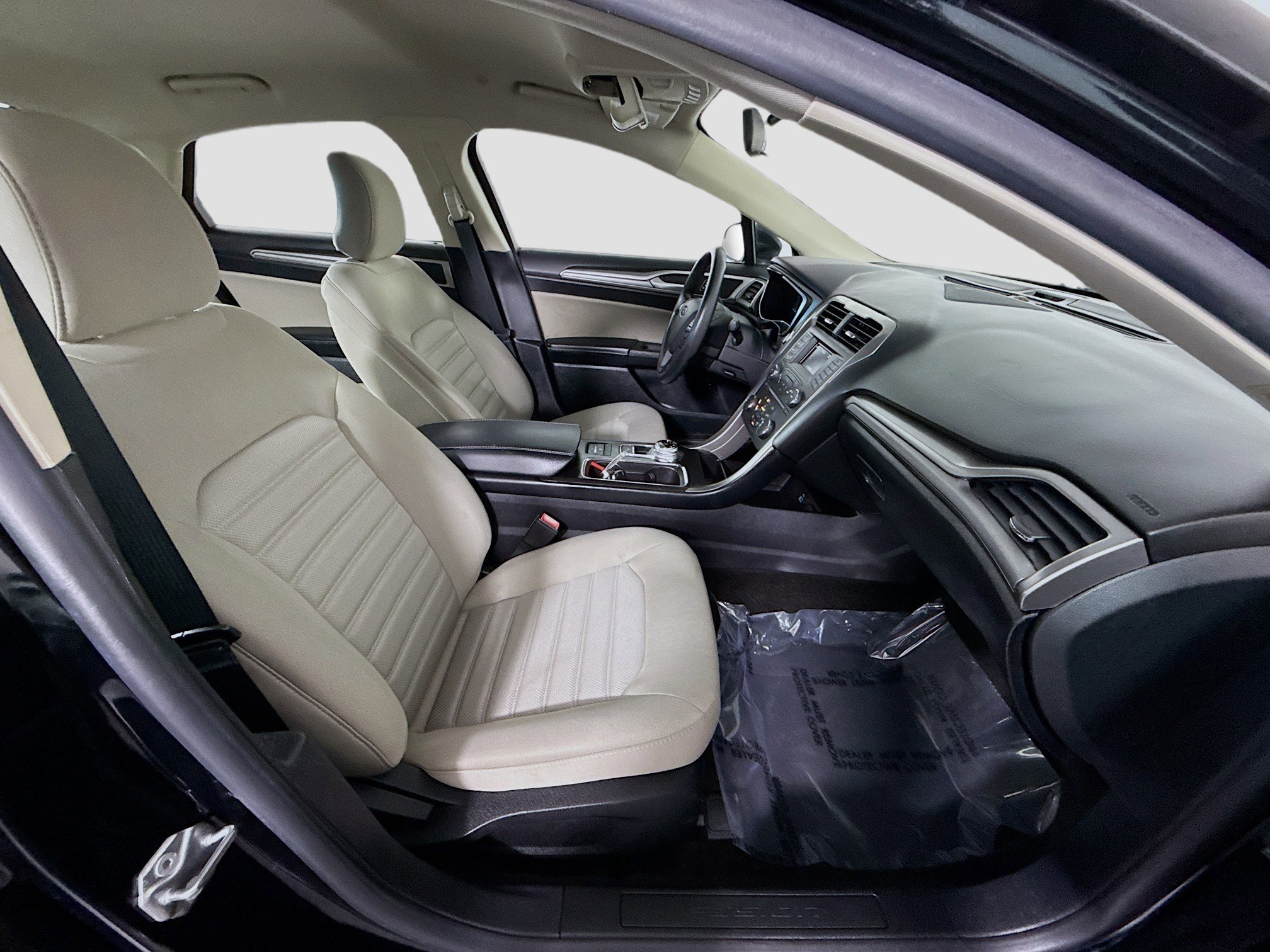 Used 2018 Ford Fusion S image 29