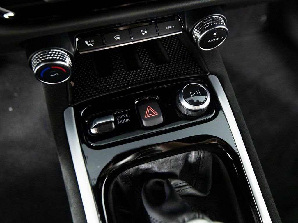 Used 2025 Lotus Emira image 23