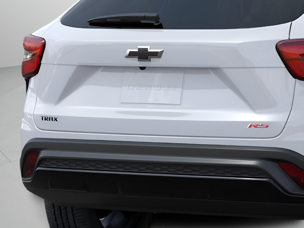New 2026 Chevrolet Trax RS w/ Sunroof Package FWD image 16