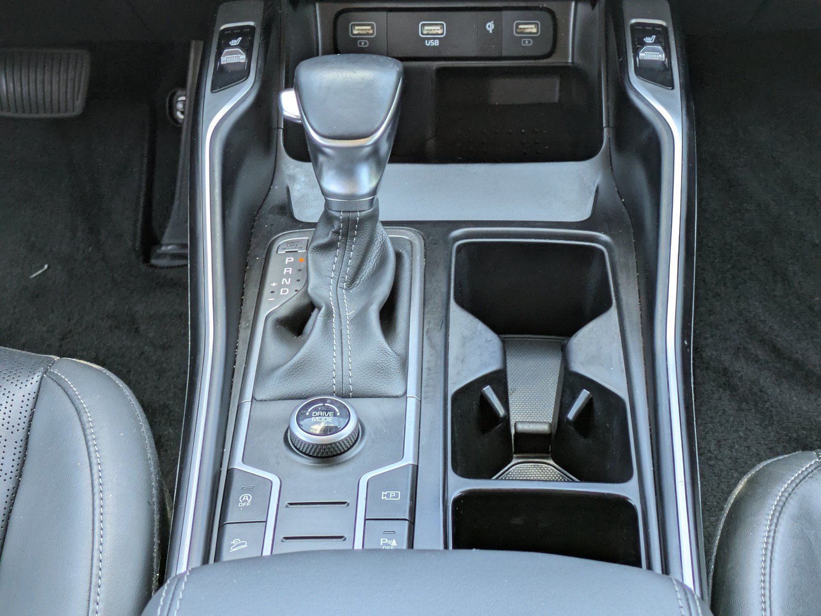 Certified 2023 Kia Sorento S FWD image 15
