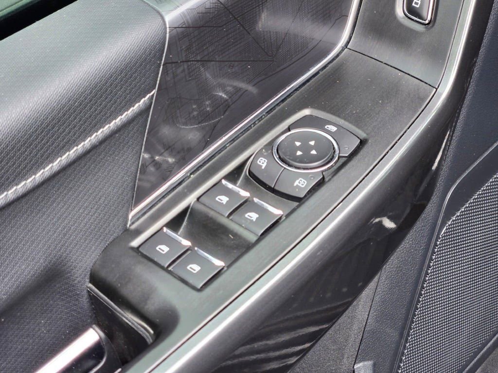 Certified 2022 Ford F150 XLT w/ Equipment Group 302A High image 21