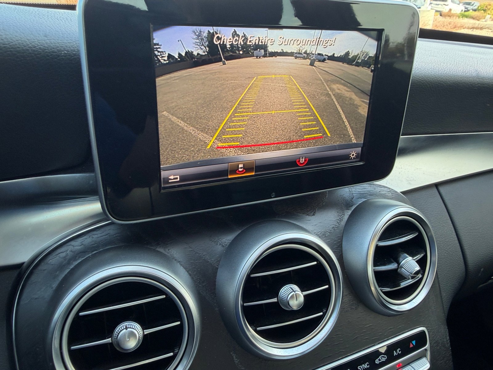 Used 2017 Mercedes-Benz C 300 4MATIC Sedan image 23