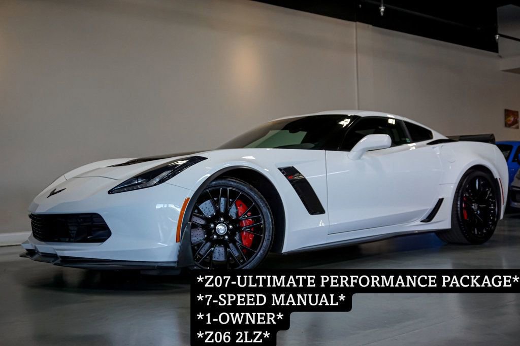 Used 2019 Chevrolet Corvette Z06 w/ Z07 Performance Package image 1