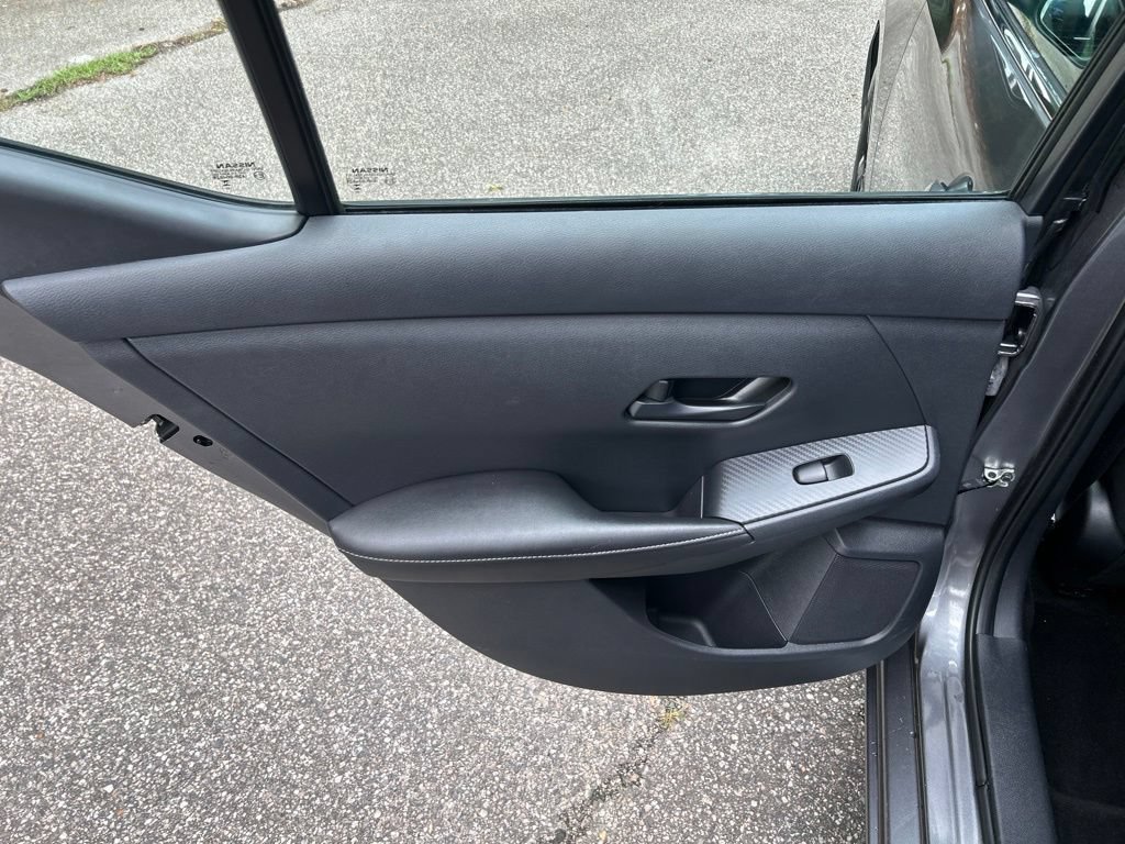 Used 2024 Nissan Sentra SV FWD image 25
