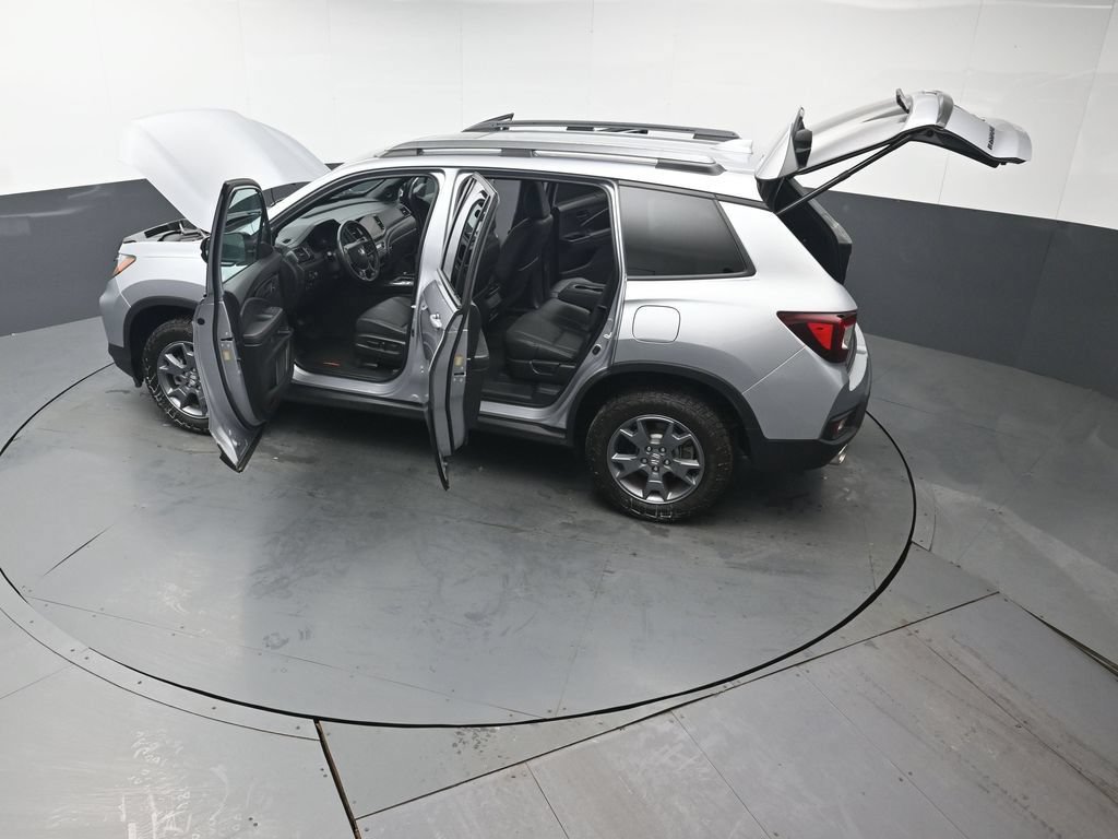 Certified 2024 Honda Passport TrailSport image 48