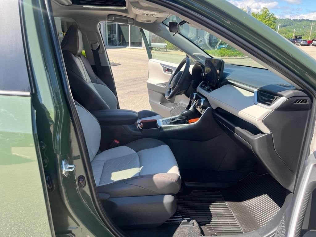 Used 2024 Toyota RAV4 Adventure w/ Convenience Package AWD/4WD image 13