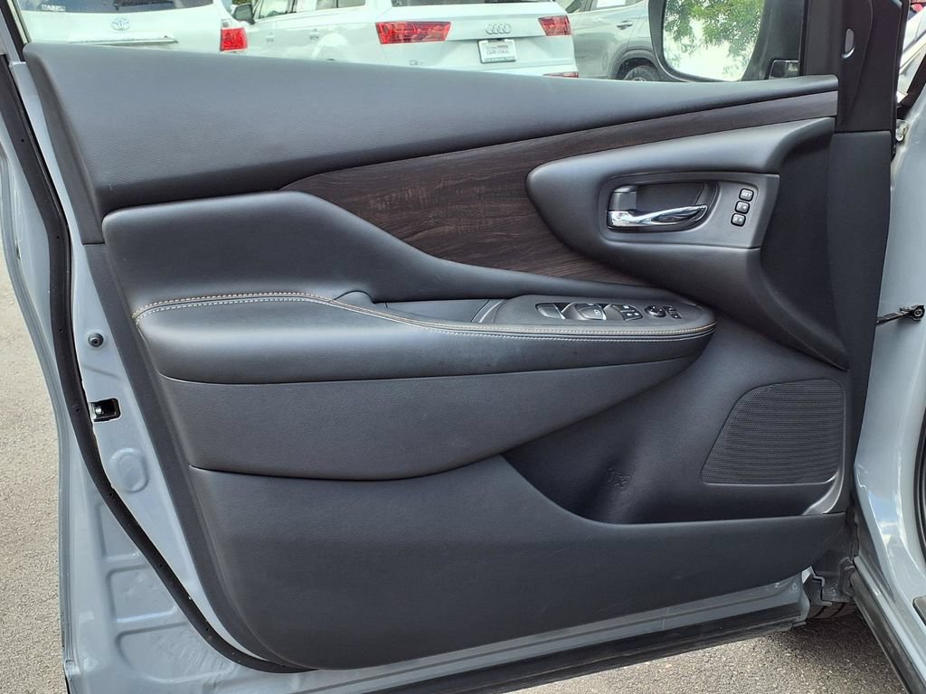 Used 2023 Nissan Murano Platinum w/ Cargo Package FWD image 28