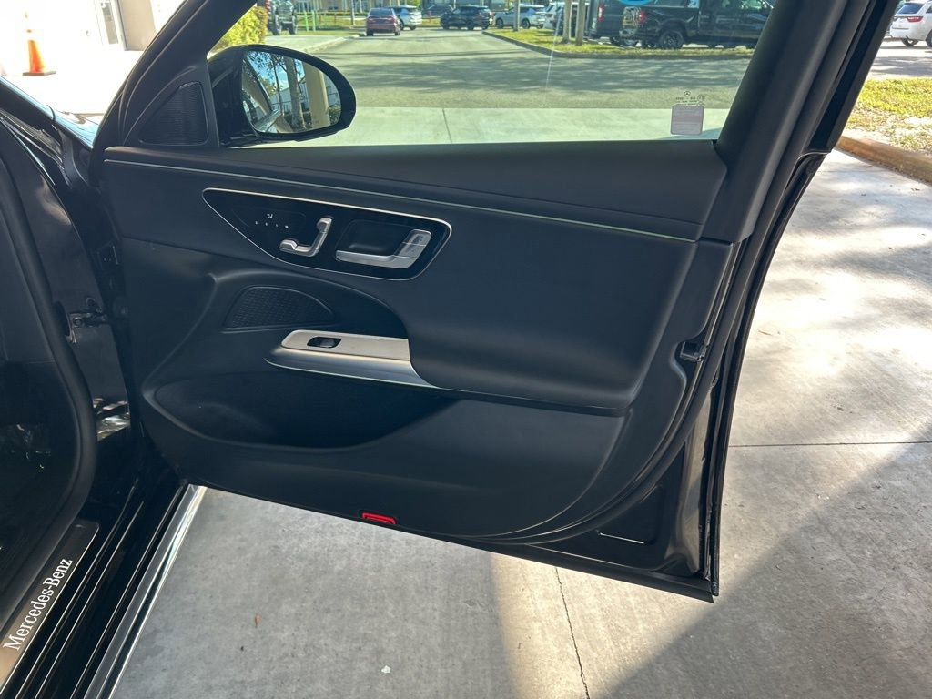 Used 2025 Mercedes-Benz E 350 4MATIC Sedan w/ Winter Package image 27