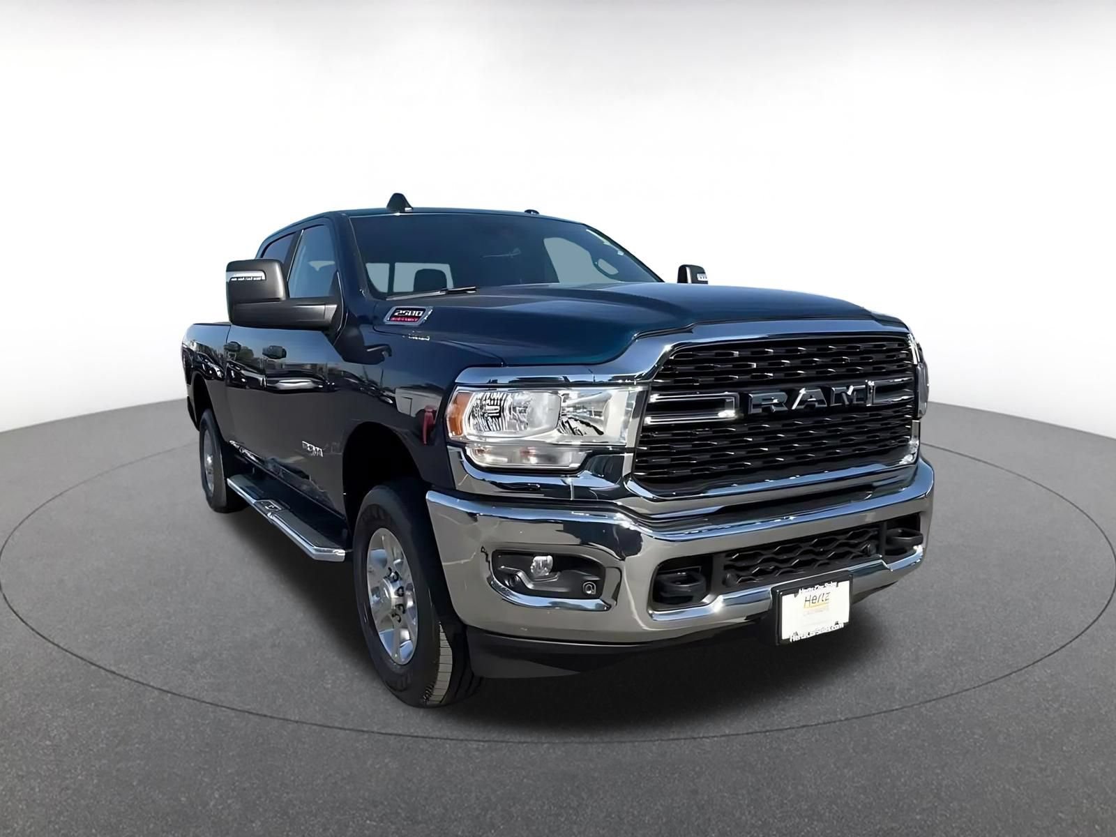 Used 2024 RAM 2500 Big Horn w/ Safety Group AWD/4WD image 3