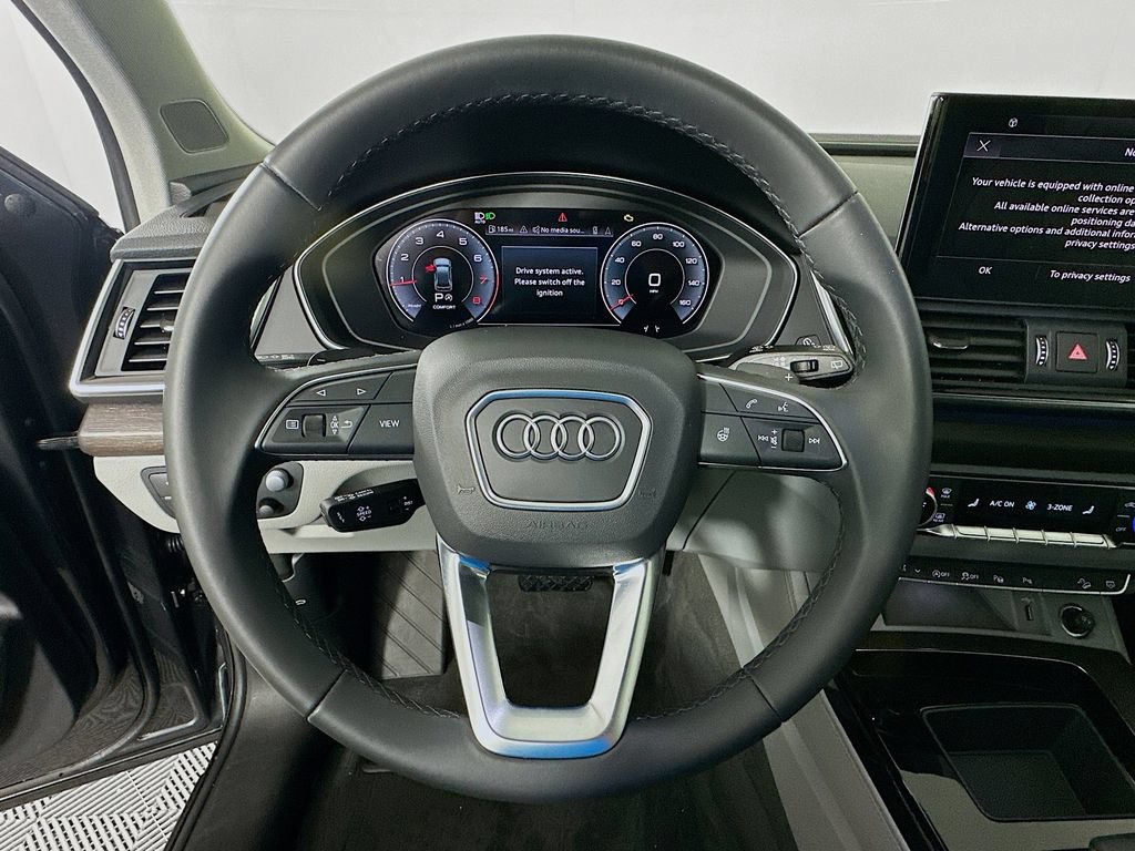 Used 2023 Audi Q5 2.0T Prestige w/ Prestige Package AWD/4WD image 11