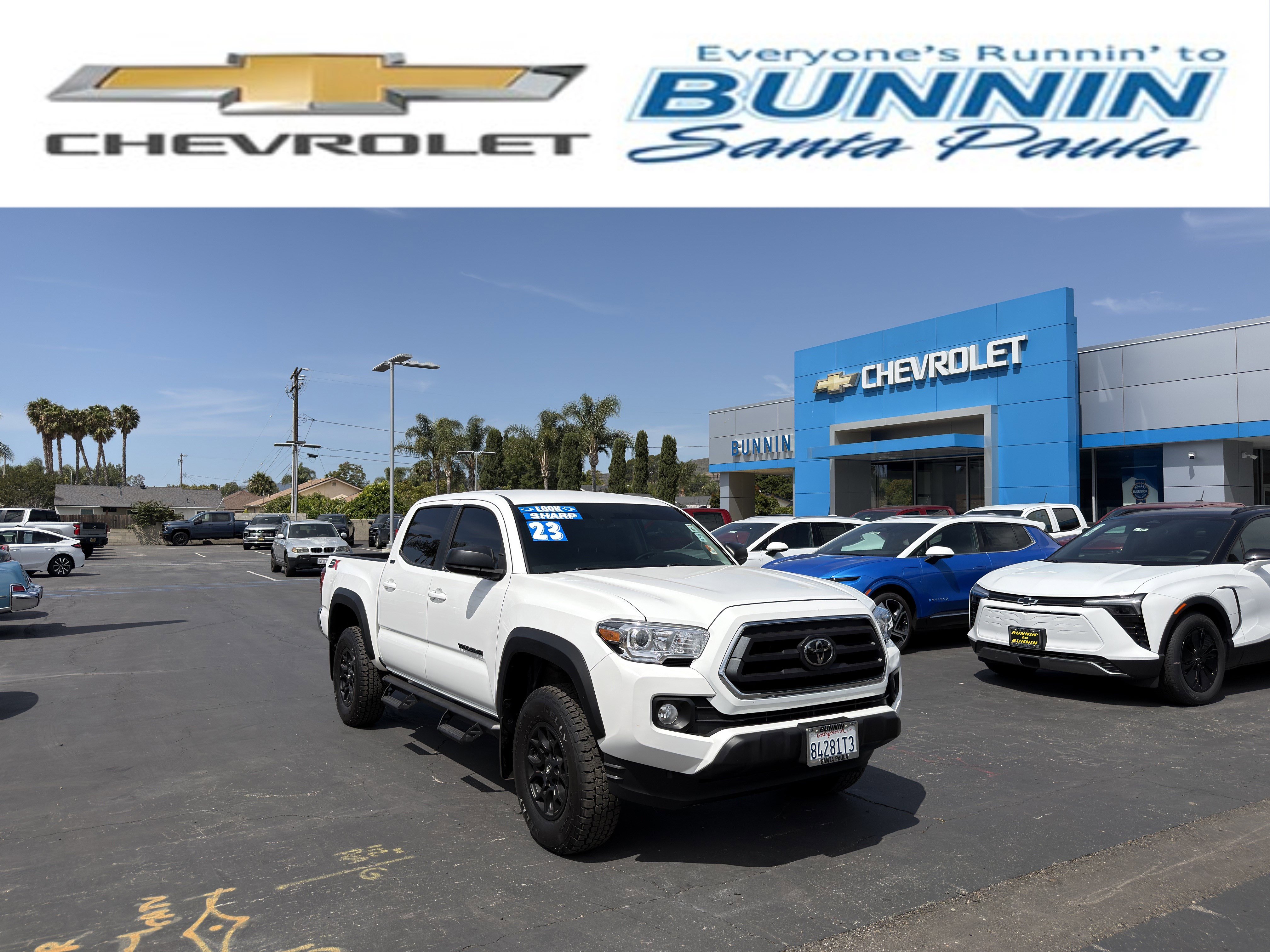Used 2023 Toyota Tacoma SR5 RWD image 1