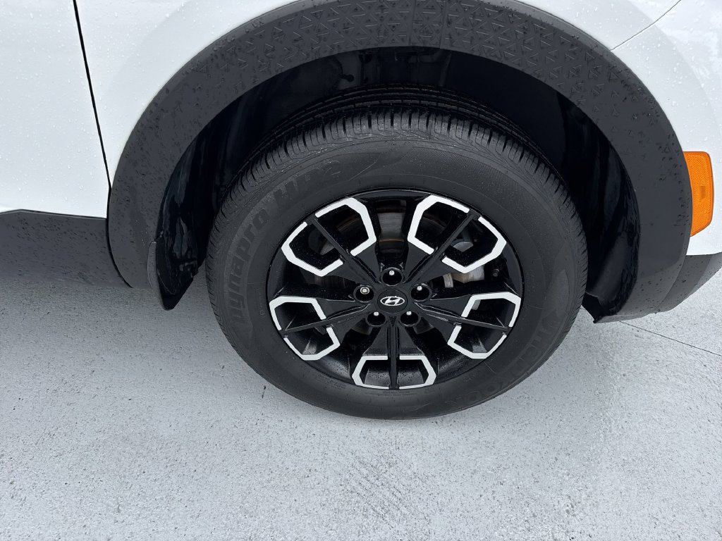 Used 2024 Hyundai Santa Cruz SE FWD image 57