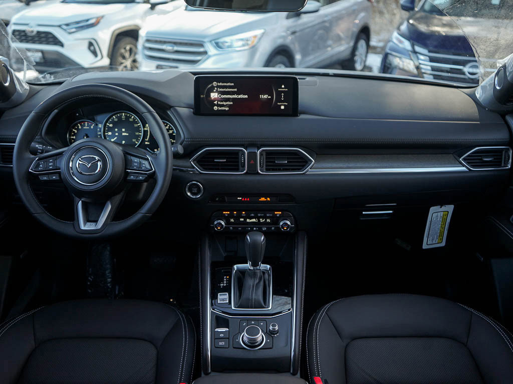 New 2025 MAZDA CX-5 Signature image 14