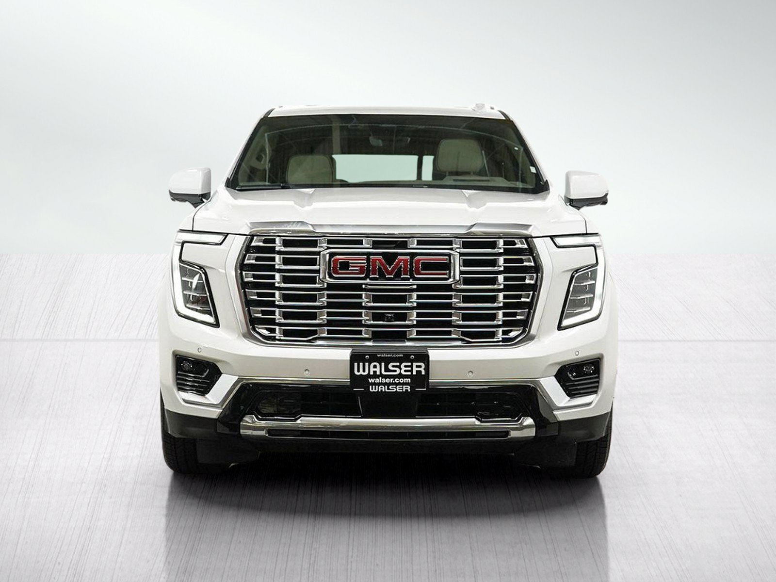 Used 2025 GMC Yukon Denali w/ Denali Reserve Package AWD/4WD image 8
